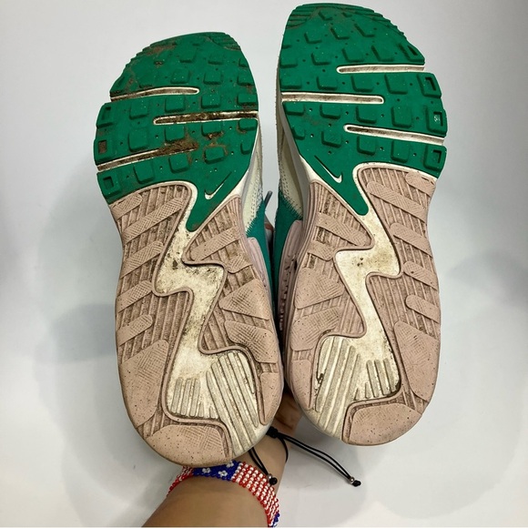 Nike Women's Sneakers - Green and Gray - Picture 7 of 10